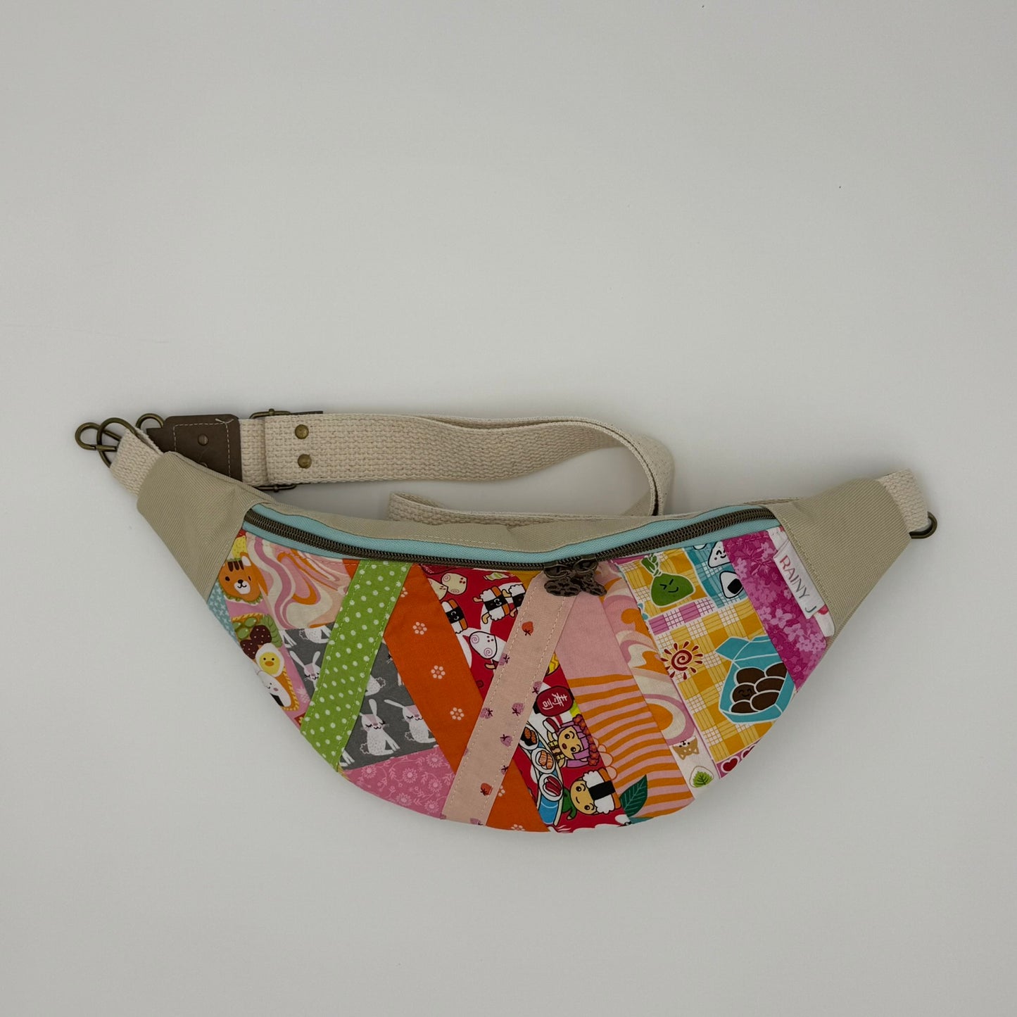 Patchwork Sling Bag – Colorful Quilted Crossbody Fanny Pack